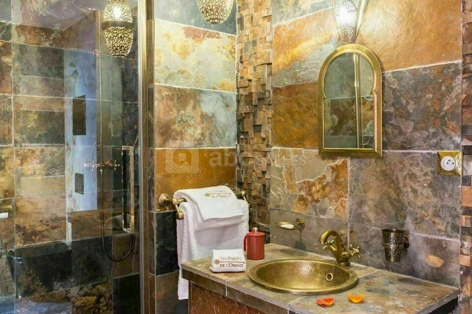 Les Portes de l'Orient