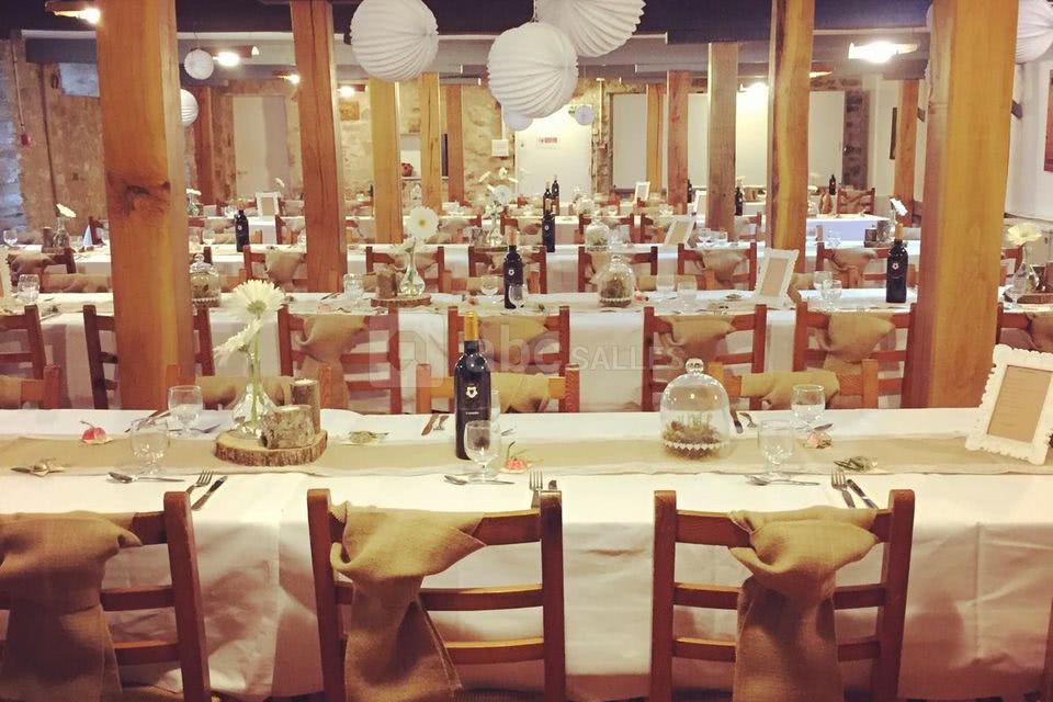 Salle de réception du Domaine de Peyrebazal