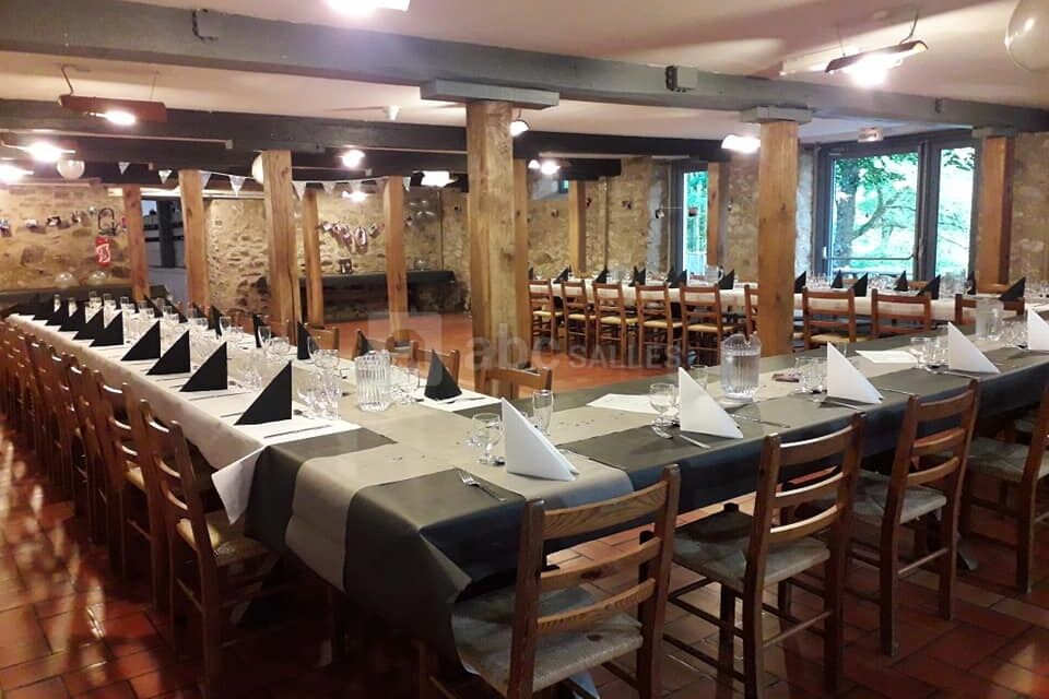 Salle de réception du Domaine de Peyrebazal