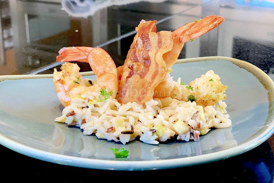Gambas Persillées sur Riz Crémeux aux Poireaux