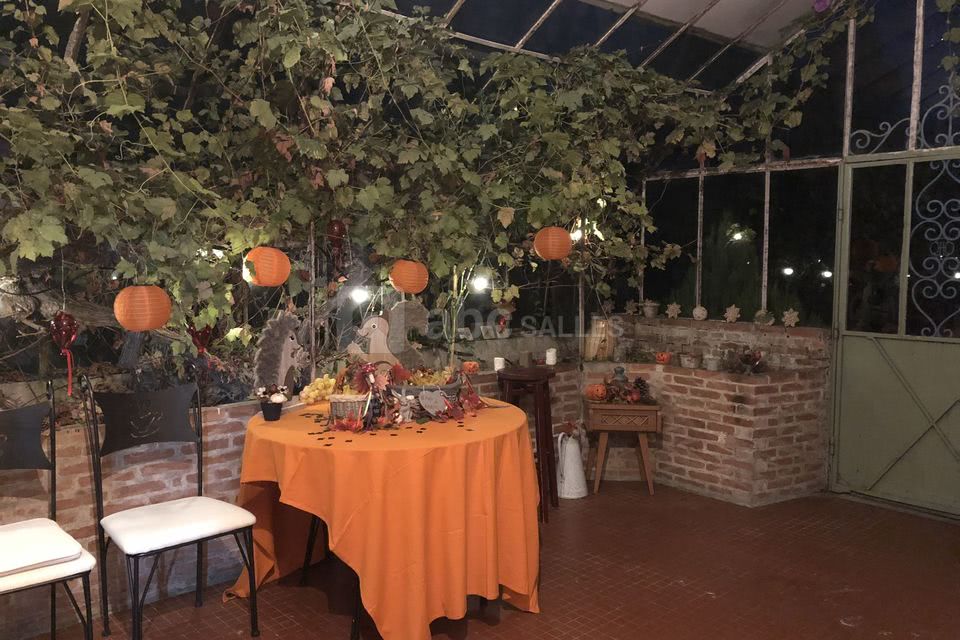 Baccara Lodge