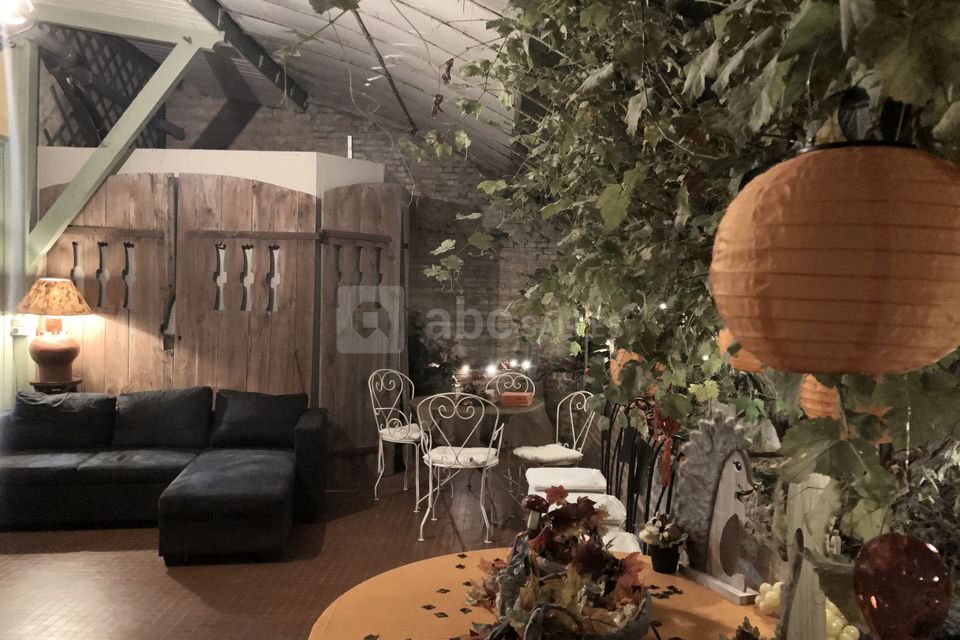 Baccara Lodge
