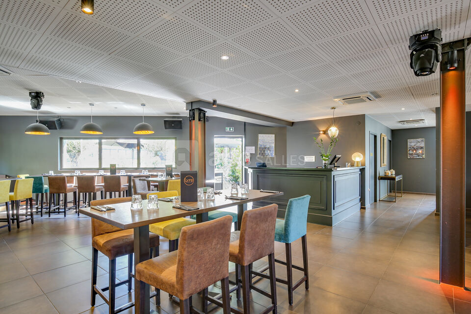 Lyfe Restaurant