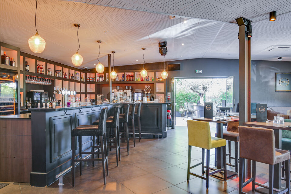 Lyfe Restaurant
