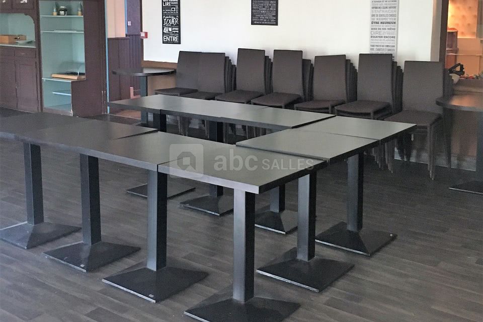 SALLE CHALEUREUSE POUR DES STAGES PRO OU BIEN ETRE