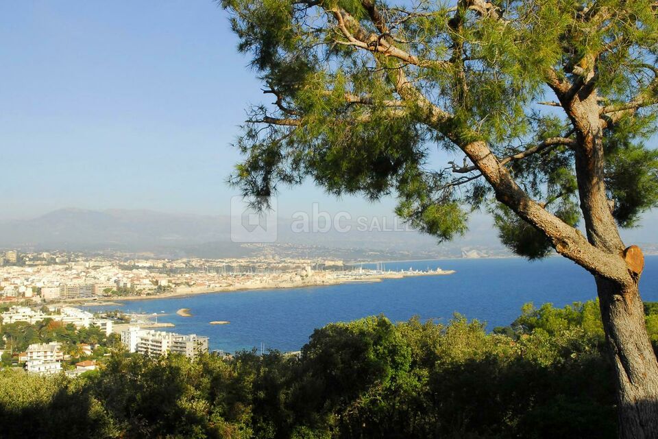 Hôtel Impérial Garoupe