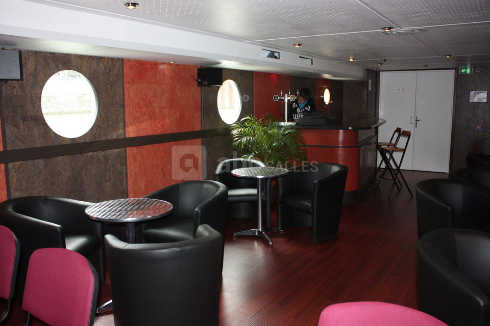 Salle concert bar