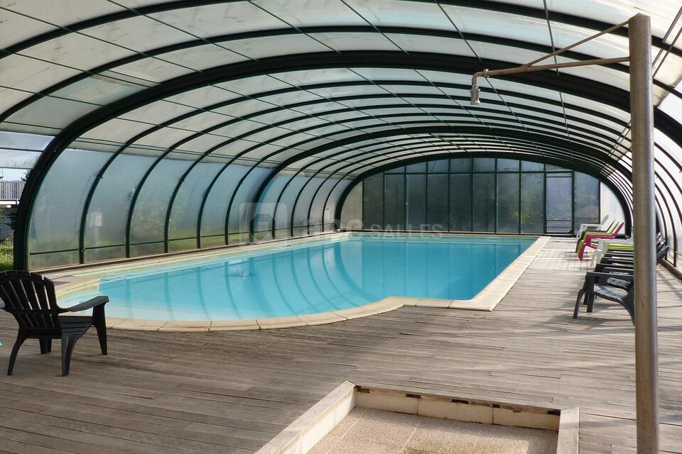 Piscine couverte