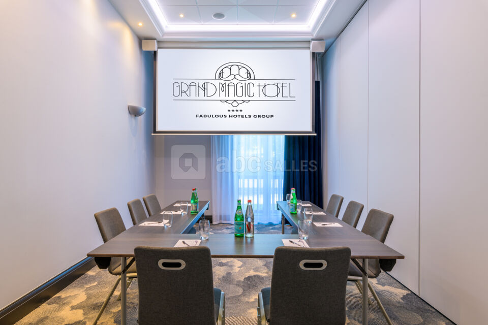 Grand Magic Hotel - Fabulous Hotels Group