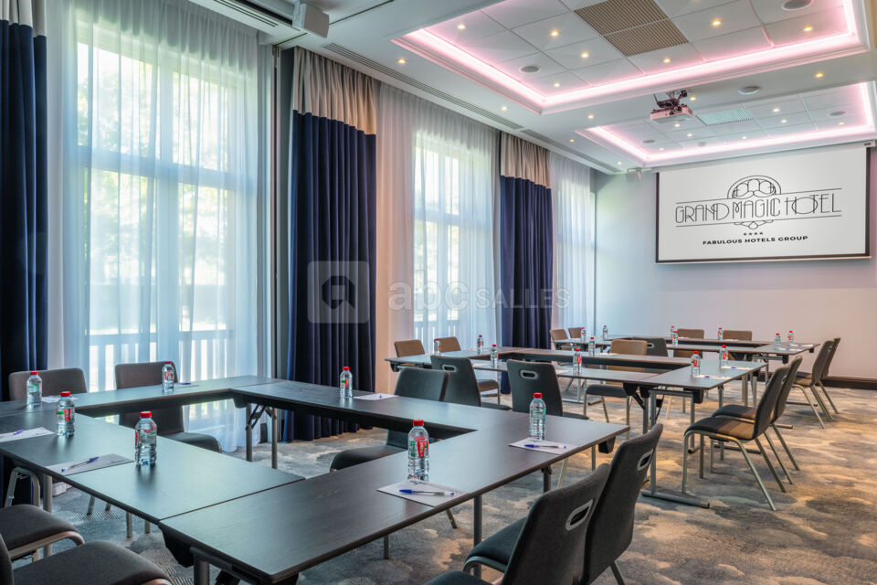 Grand Magic Hotel - Fabulous Hotels Group