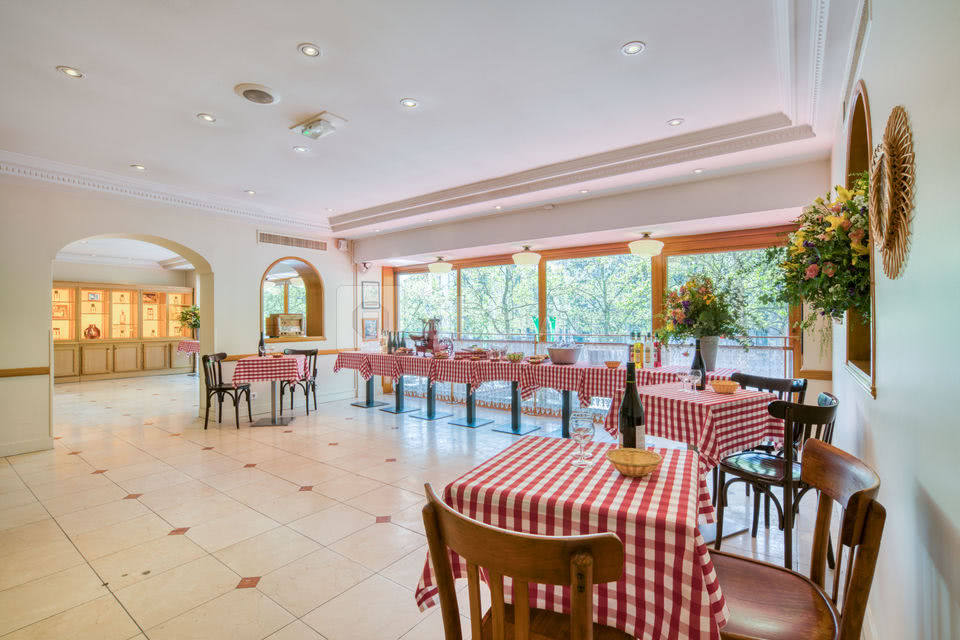 Bistro des Champs