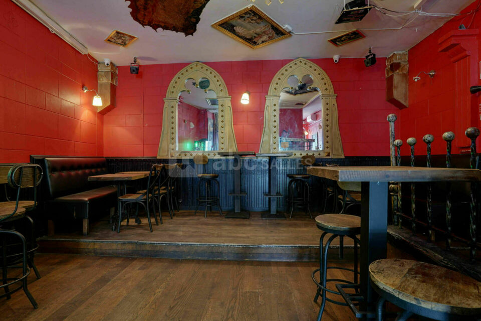 La Maizon Bar