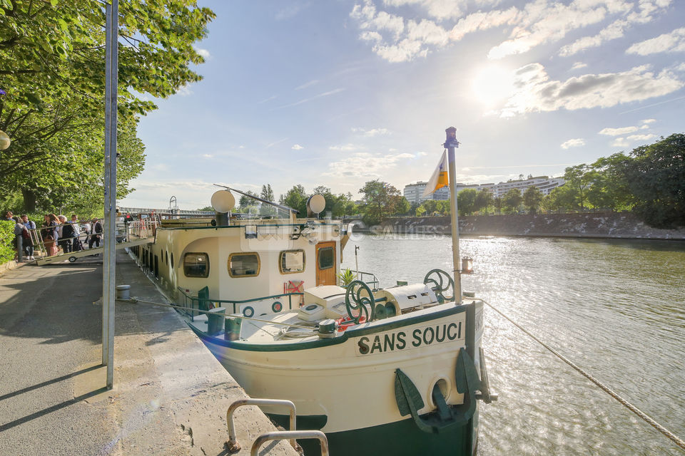Péniche La Sans-Souci