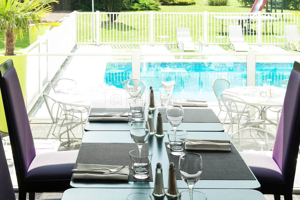 Hôtel Novotel Valenciennes Aérodrome