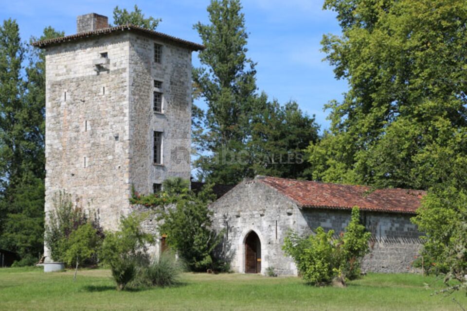 La Tour d'Avance
