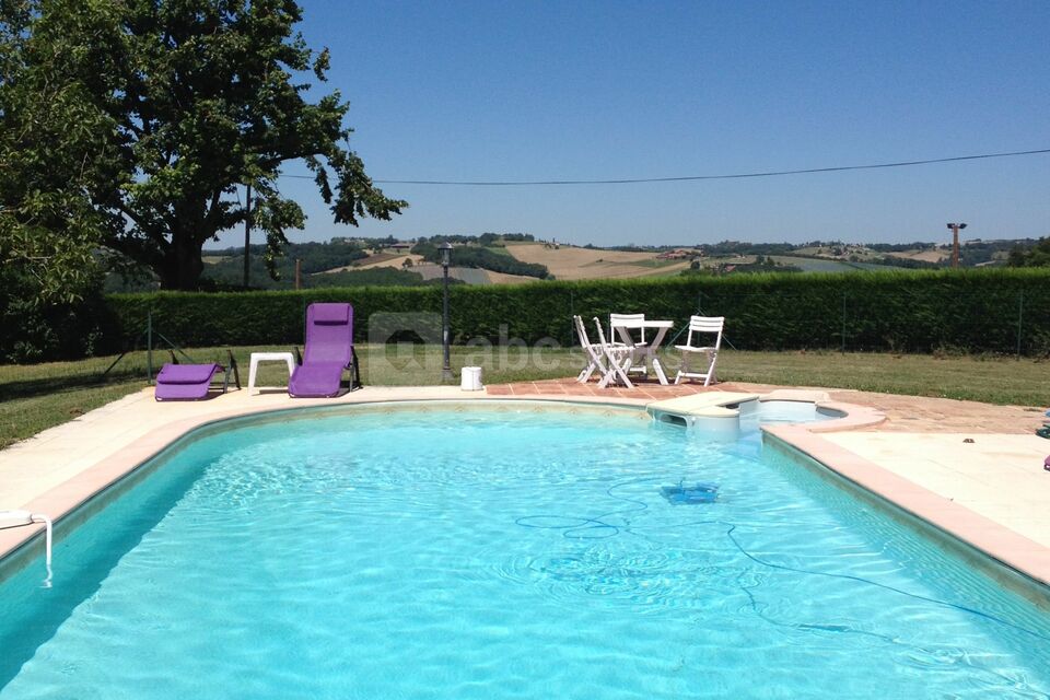 Piscine extérieure