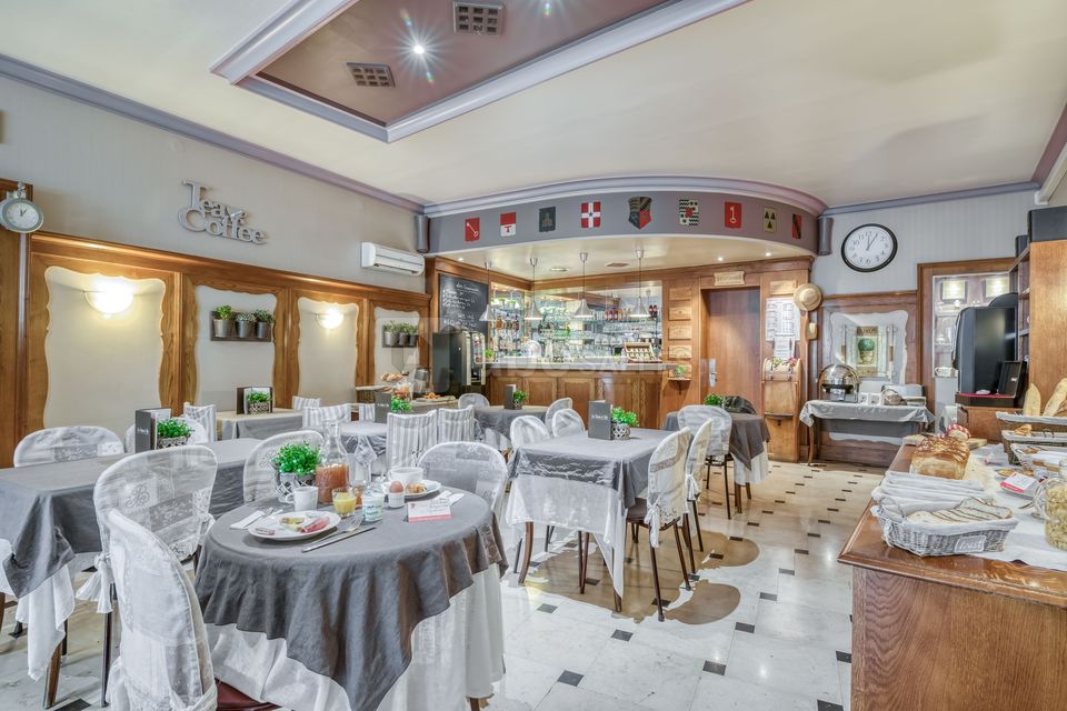 Salle petit déjeuner