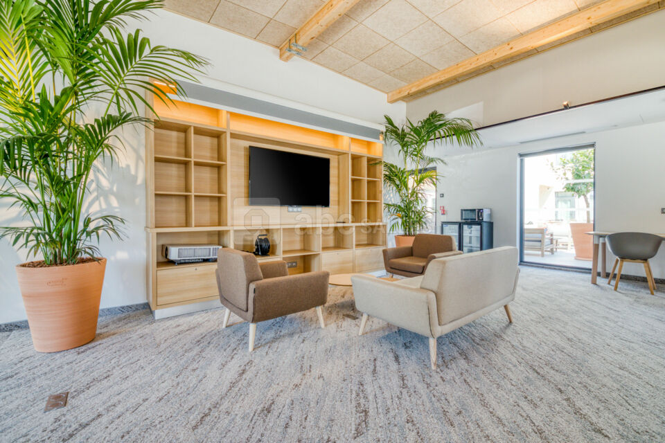 Salle de réunion : disposition en coworking