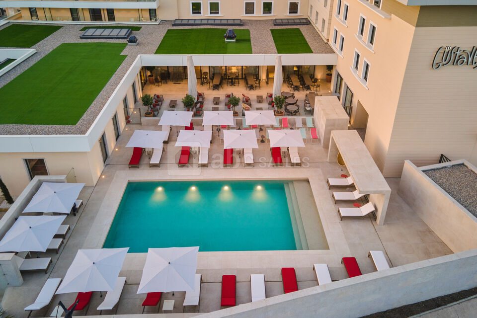 Mercure Avignon TGV