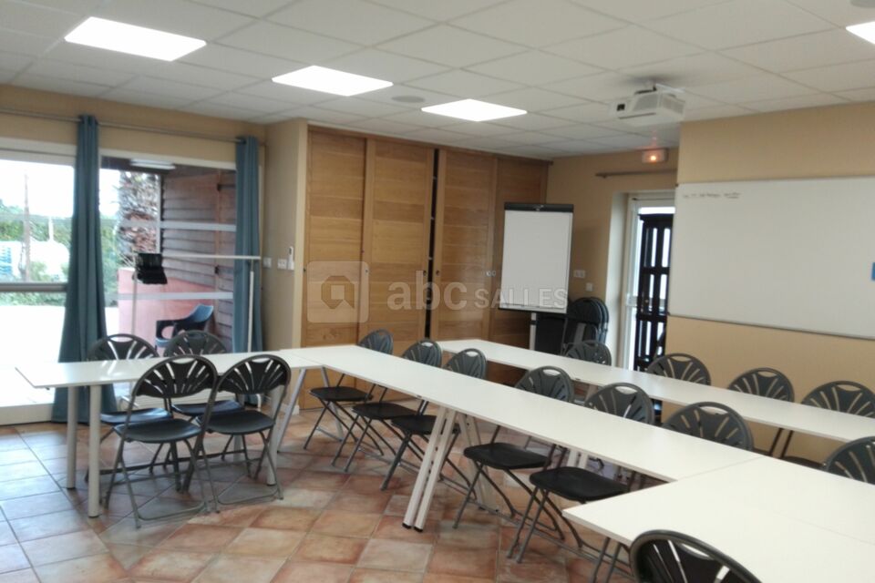 Salle Madrague (salle de réunion)