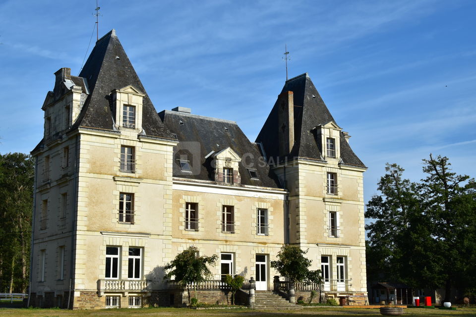 Façade du Château