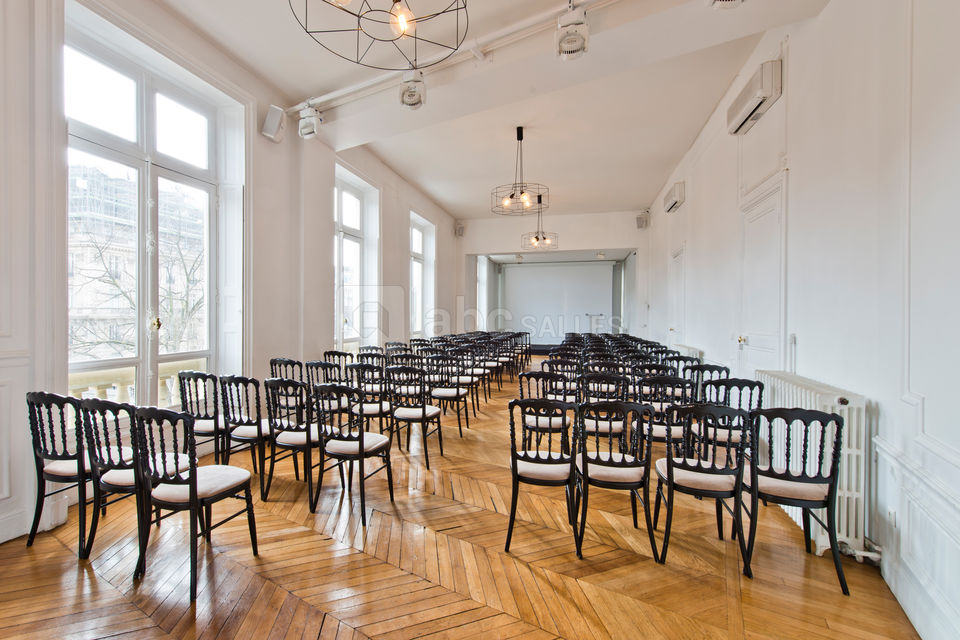 Plénière 120 personnes