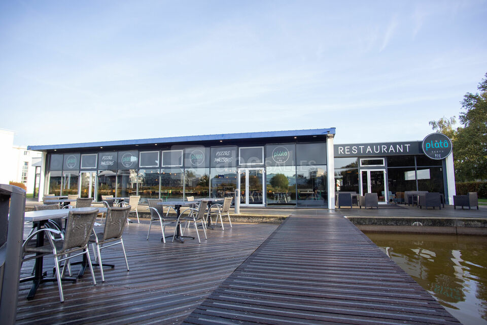 Terrasse sur le lac