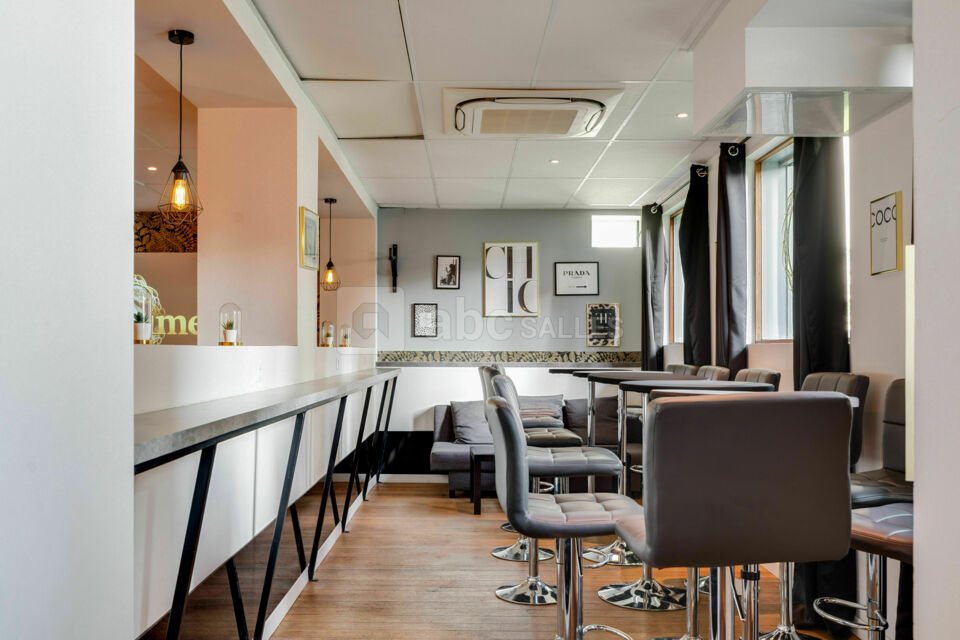 Cot’s Bar