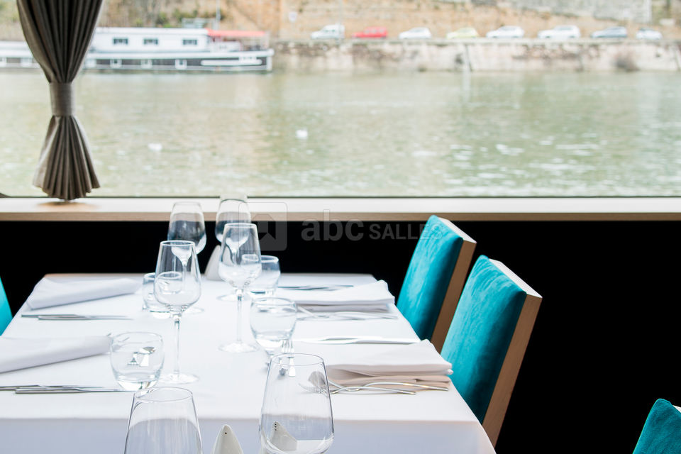 Les Bateaux Lyonnais