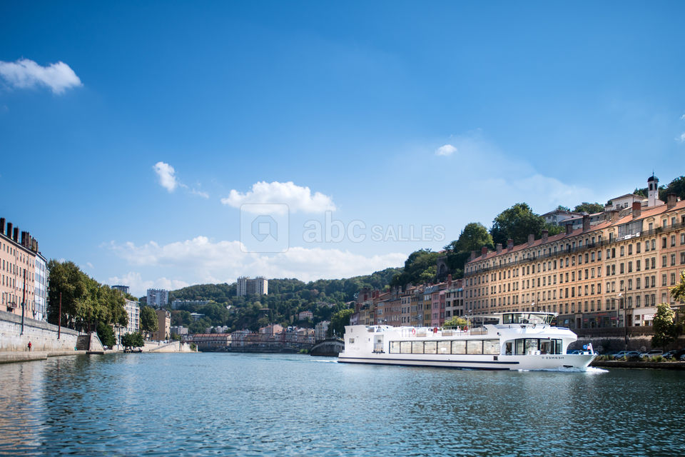 Les Bateaux Lyonnais