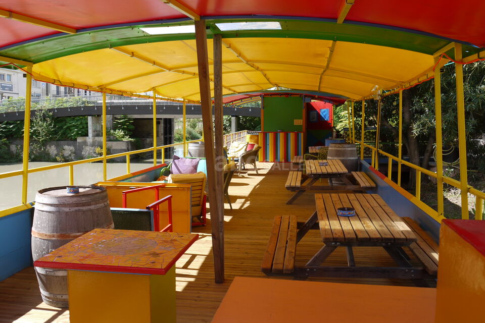 Terrasse sur le pont
