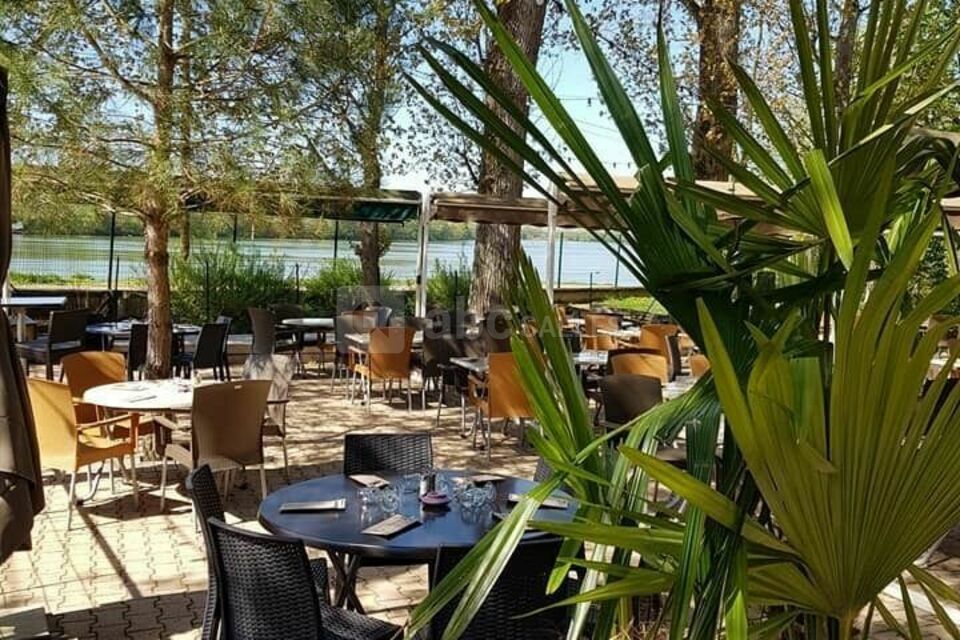 Hôtel Restaurant Ô2 Saône