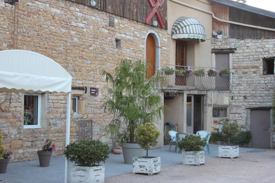 Hôtel Restaurant Ô2 Saône