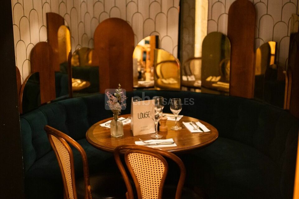 Le Café Louise