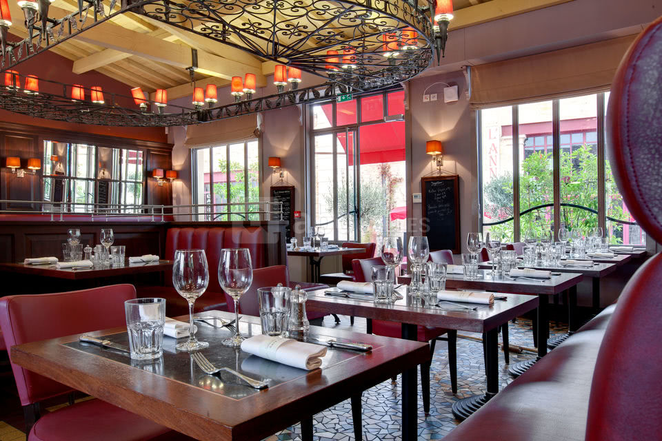 Salle Restaurant Café Lavinal