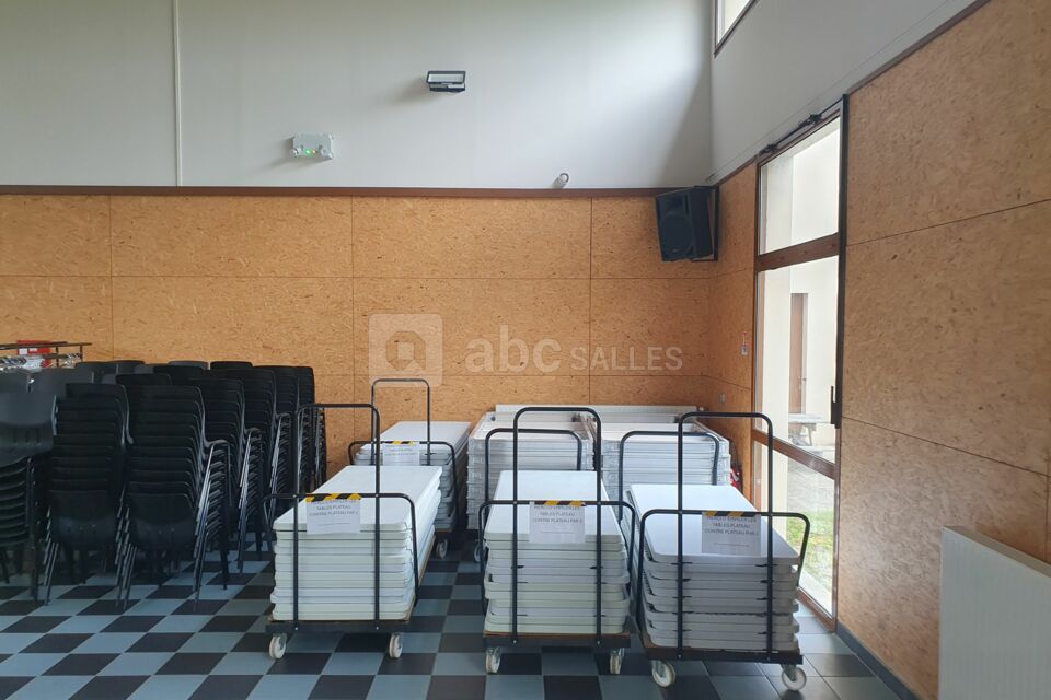 Salle de Montillot