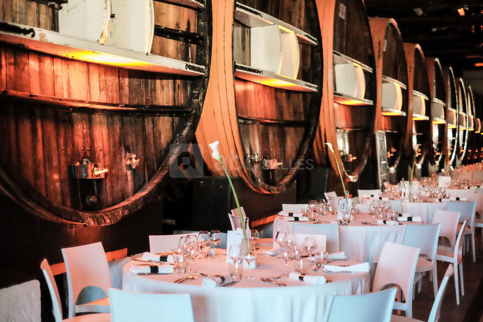 Dîner de Gala dans le Chais des Mistelles