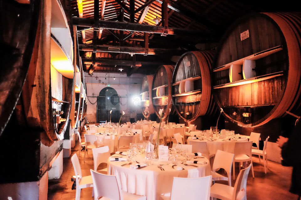 Dîner de Gala dans le Chais des Mistelles