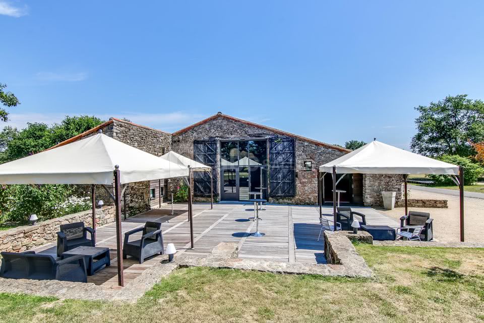 Terrasse salle de réception