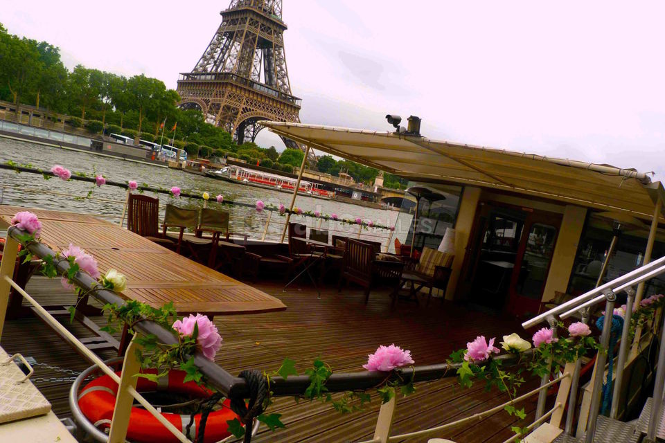 La péniche Eiffel
