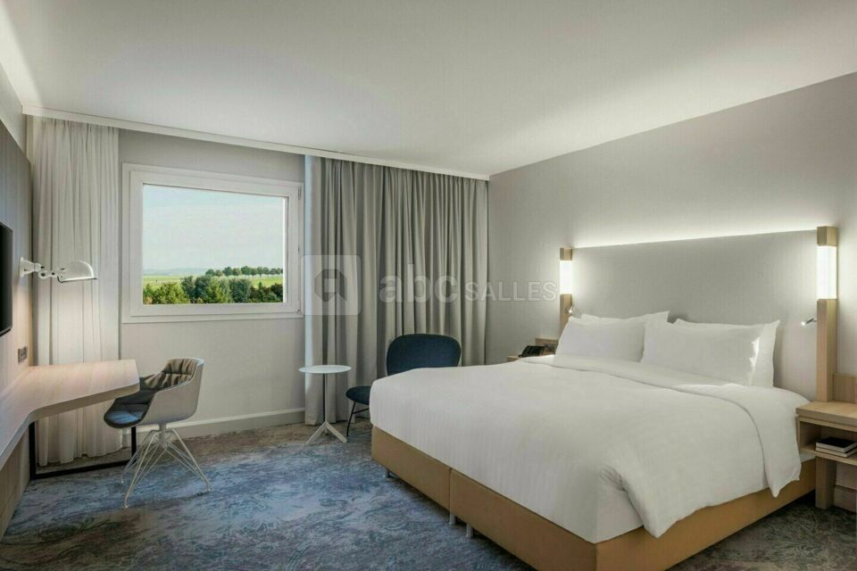 Courtyard Paris Charles de Gaulle Airport