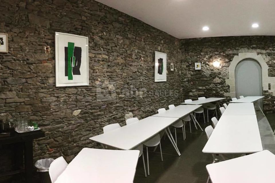 White & Metal Corner