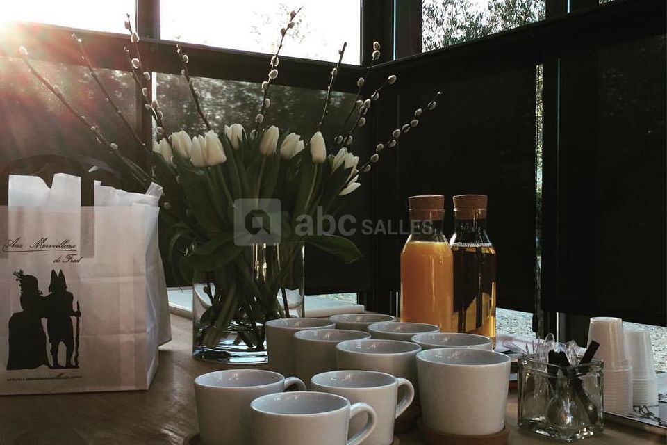 White & Metal Corner