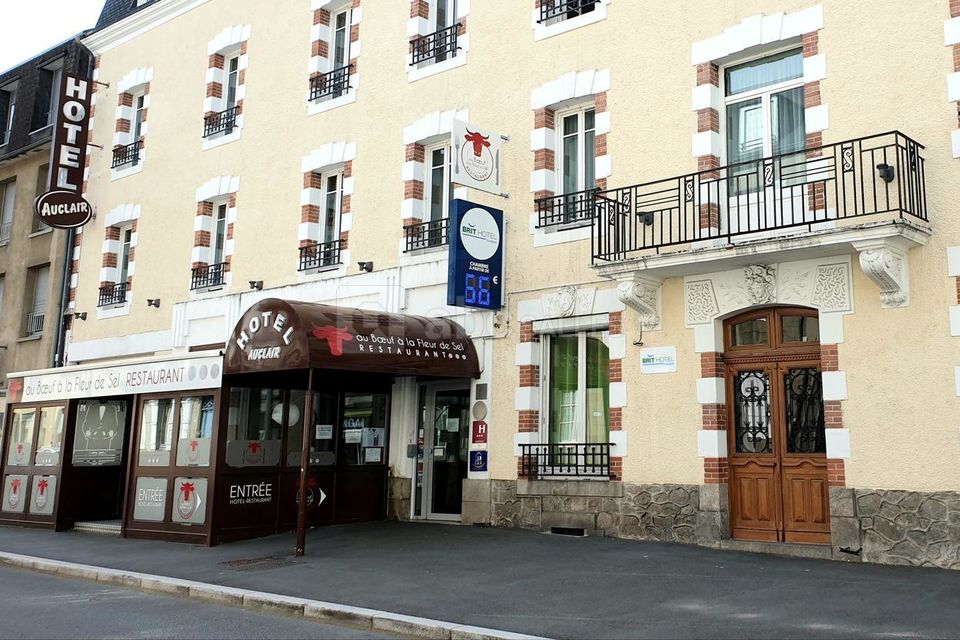 Brit Hôtel Auclair Guéret