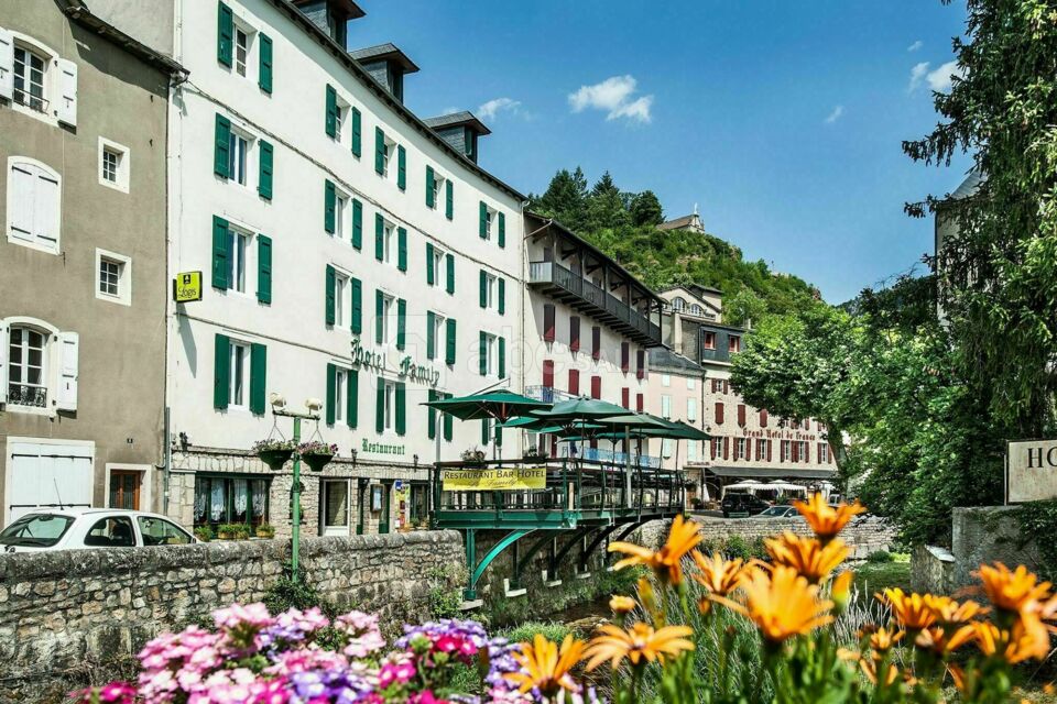Hôtel Family & Spa Meyrueis