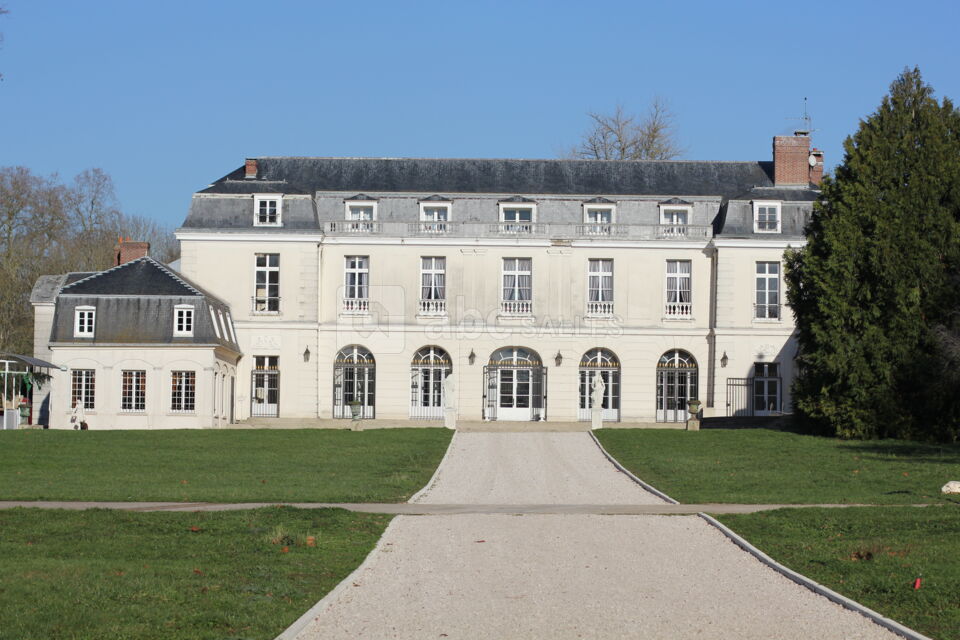 Château de Condé-Sainte-Libiaire