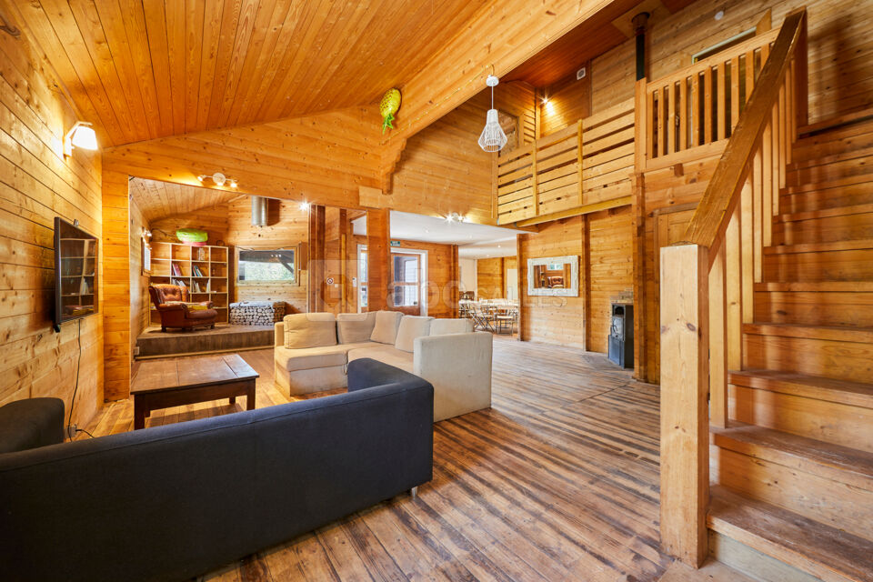 Les Chalets de l'Oust