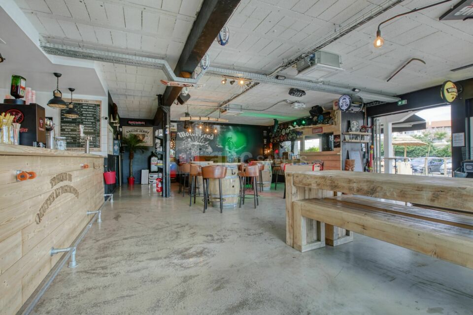 Aperock Café