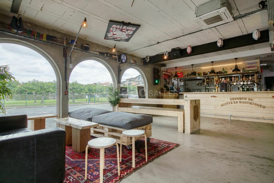Aperock Café