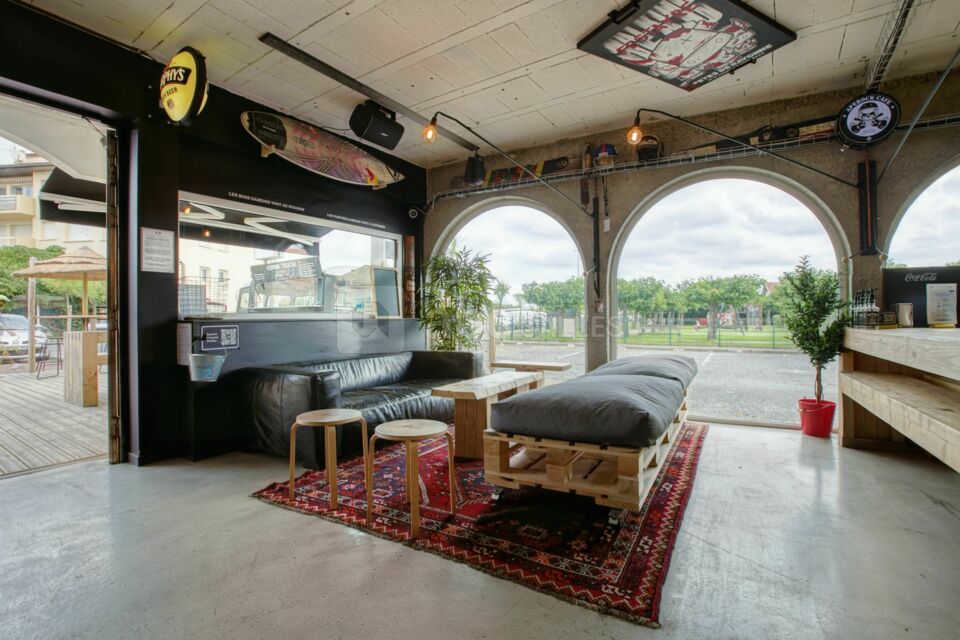 Aperock Café